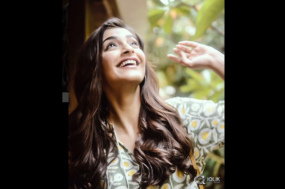Sonam-Kapoor